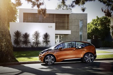 BMW наладит серийный выпуск электроседана к 2020 году