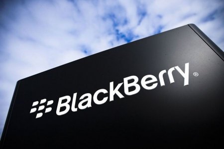 BlackBerry не будет отказываться от собственной операционной системы