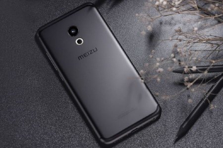 В сеть попали эскизы смартфона с двойной камерой Meizu Pro 7