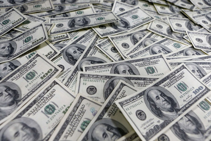 Photo of Доллар США начинает сносить все на своем пути