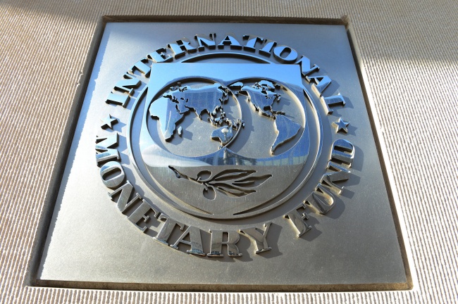 МВФ отсрочил платежи по долгу 25 стран-членов
