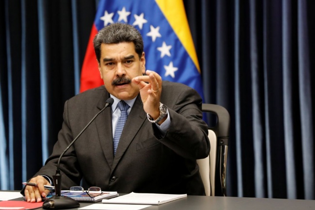 Венесуэла хочет экспортировать 15% нефти за криптовалюту петро