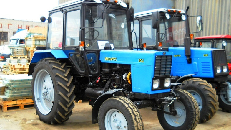 Узбекистан отрицает, что покупает таджикские трактора