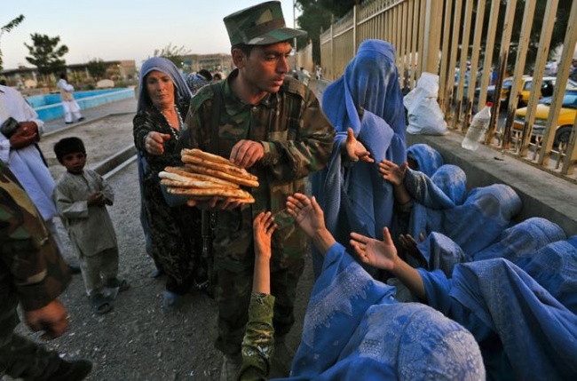 Более половины населения Афганистана страдает от бедности