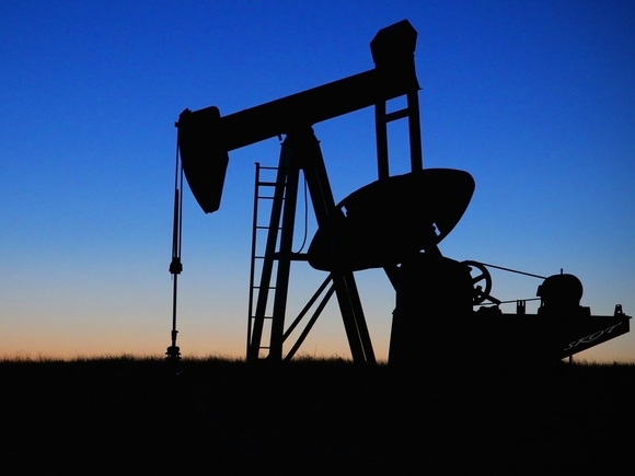 Photo of Всемирный банк: Цена на нефть в 2022 году может приблизиться к $140 за баррель