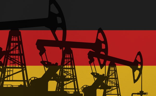 Photo of СМИ: Германия откажется от российской нефти до конца 2022 года