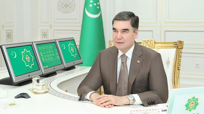 Бердымухамедов поручил искать новые зарубежные каналы сбыта излишка произведенных в Туркменистане товаров